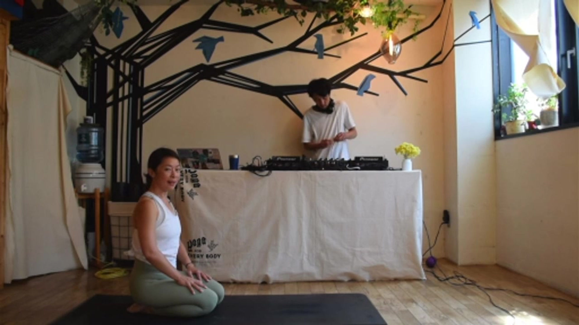 YOGA PARTY -BE YOU BE WELL-
